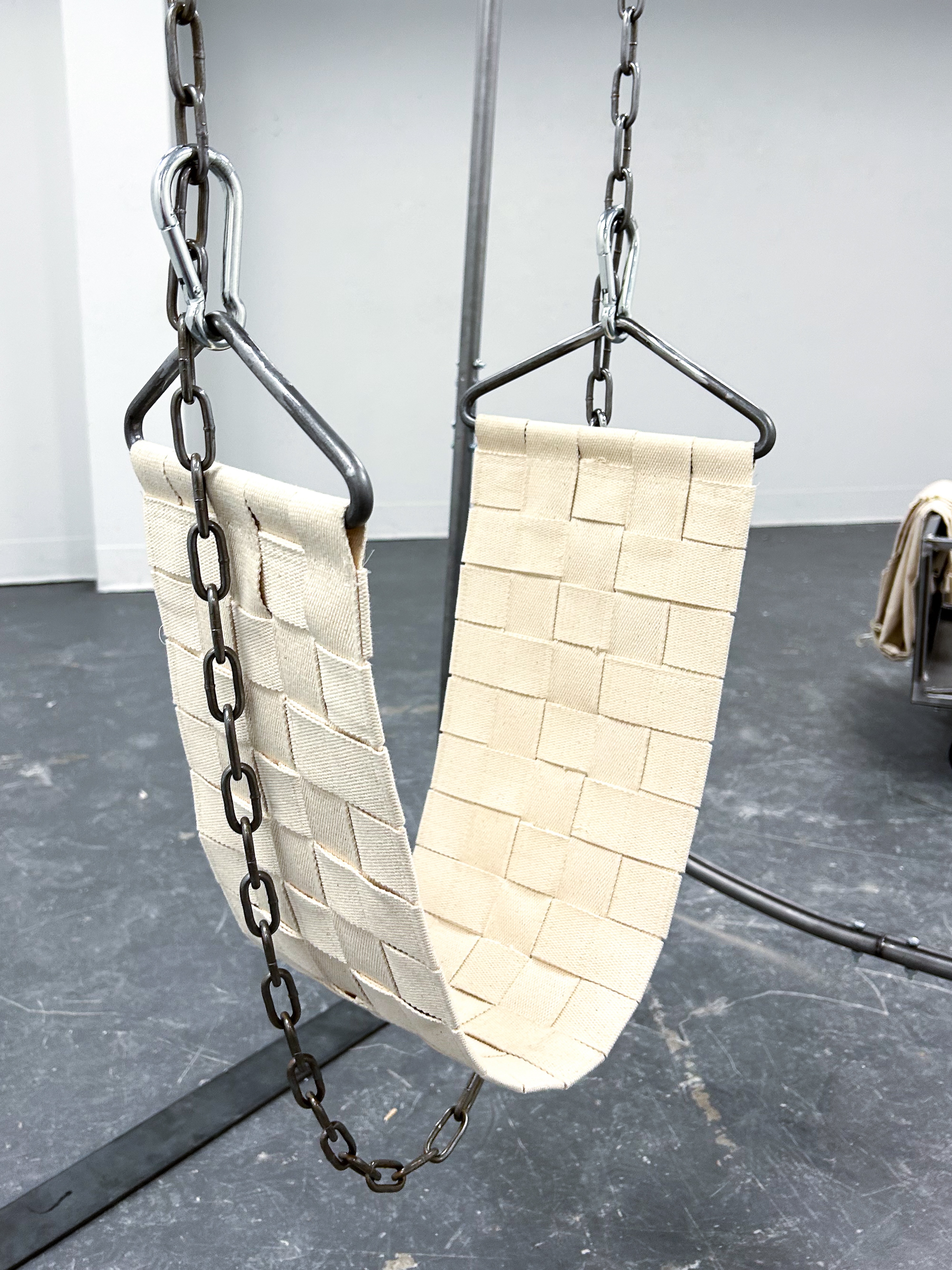 I'M TRYING TO TALK ABOUT GRIEF but with a swing a wagon and walking (gallery)