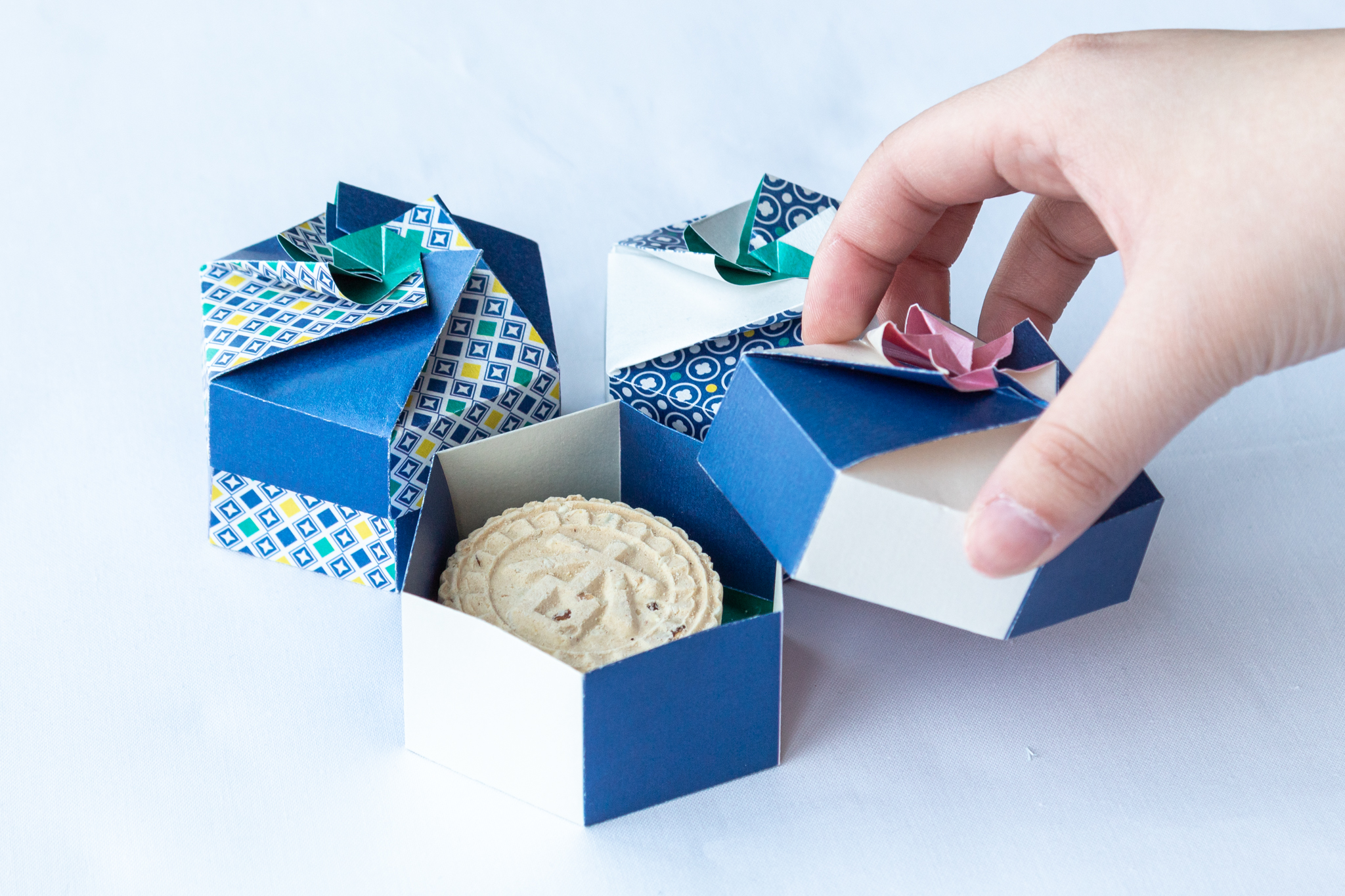 Hexa Box (Almond Cake Boxes) - 2