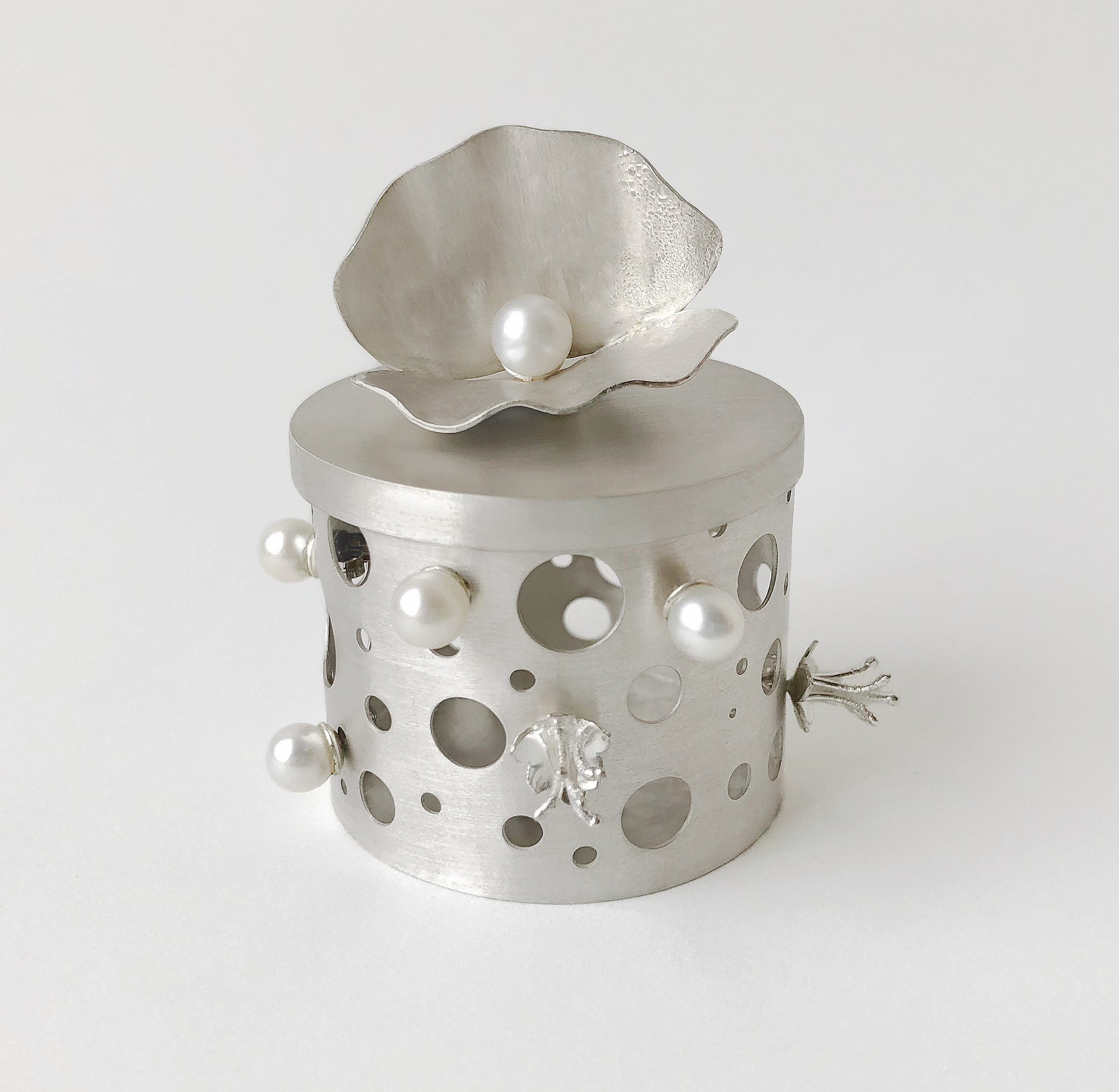 Aphrodite's Sea Foam Box - Assembled