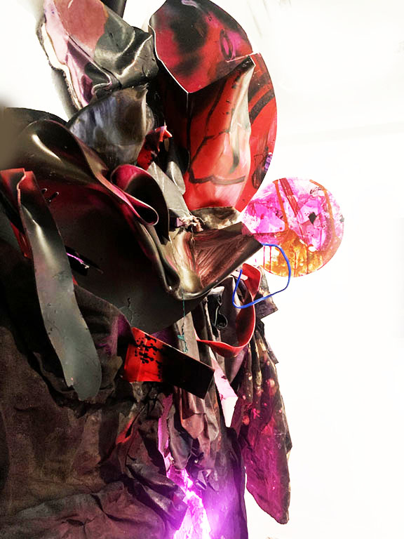 Fragmented memories of the pink river