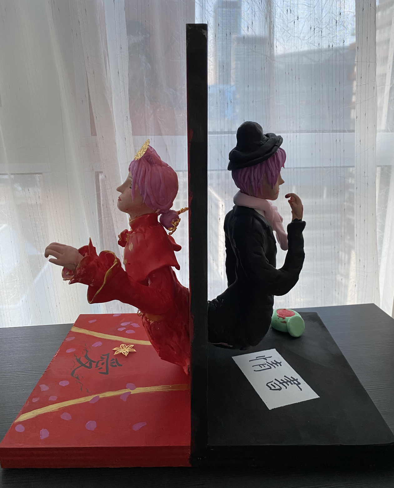 Dreaming when you are Awake: A Detective Journey in Mixed Reality Storytelling