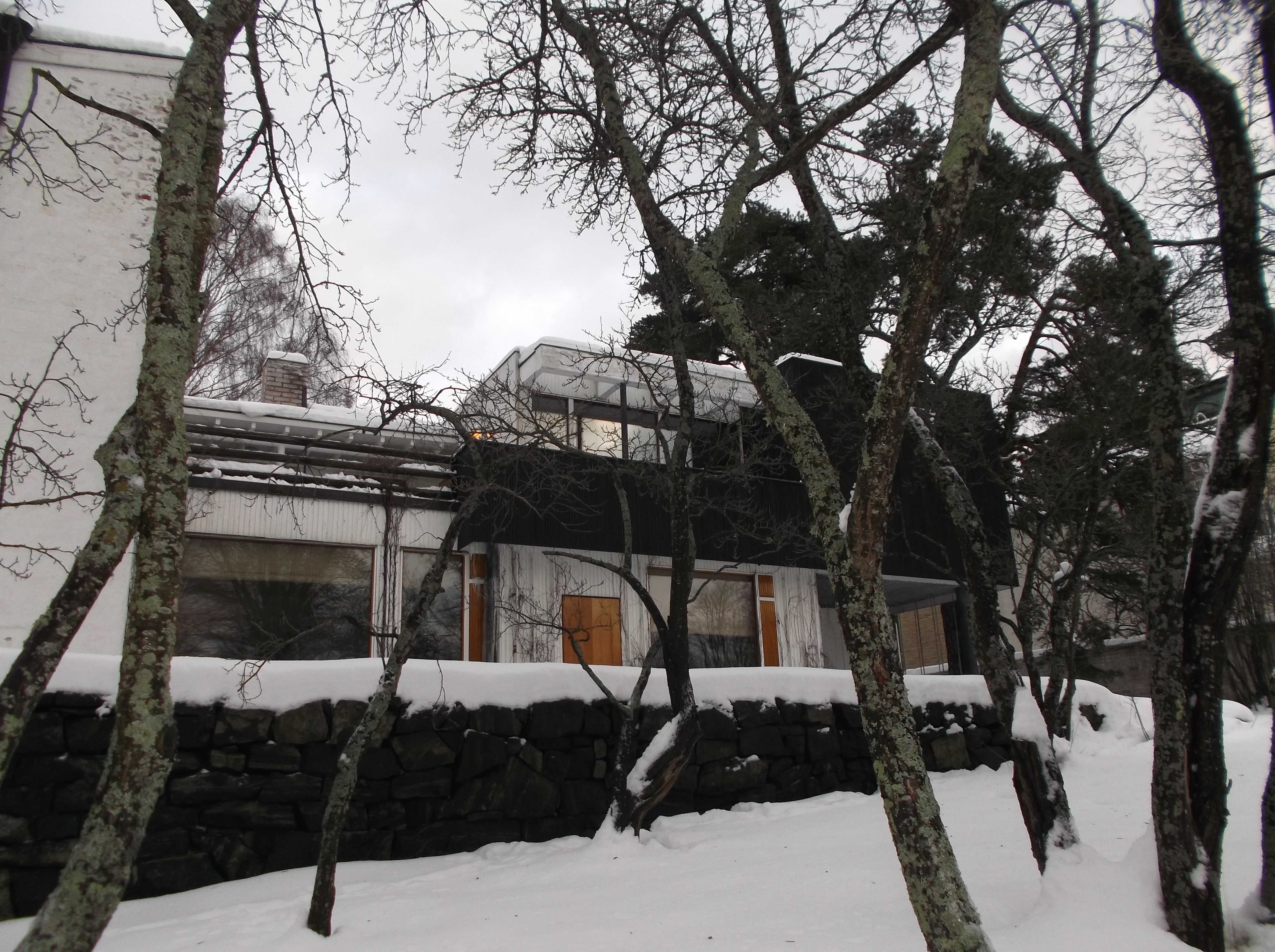 Disenchanting Modernist Myth: Alvar Aalto’s Regional Consciousness of Materiality and Site