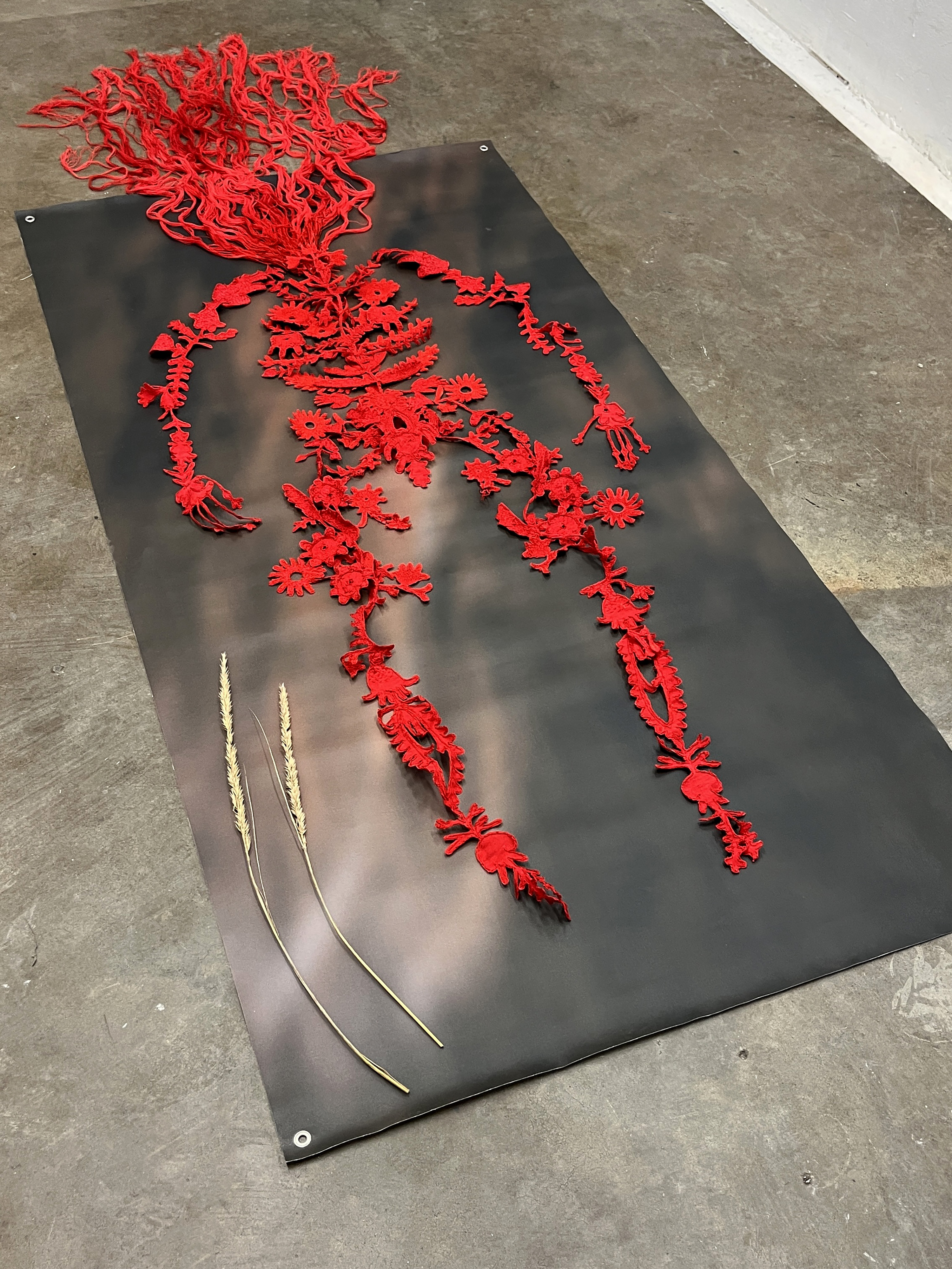 Twice Bound, Once Removed, Born Quick, Born Tangled, Detail 1