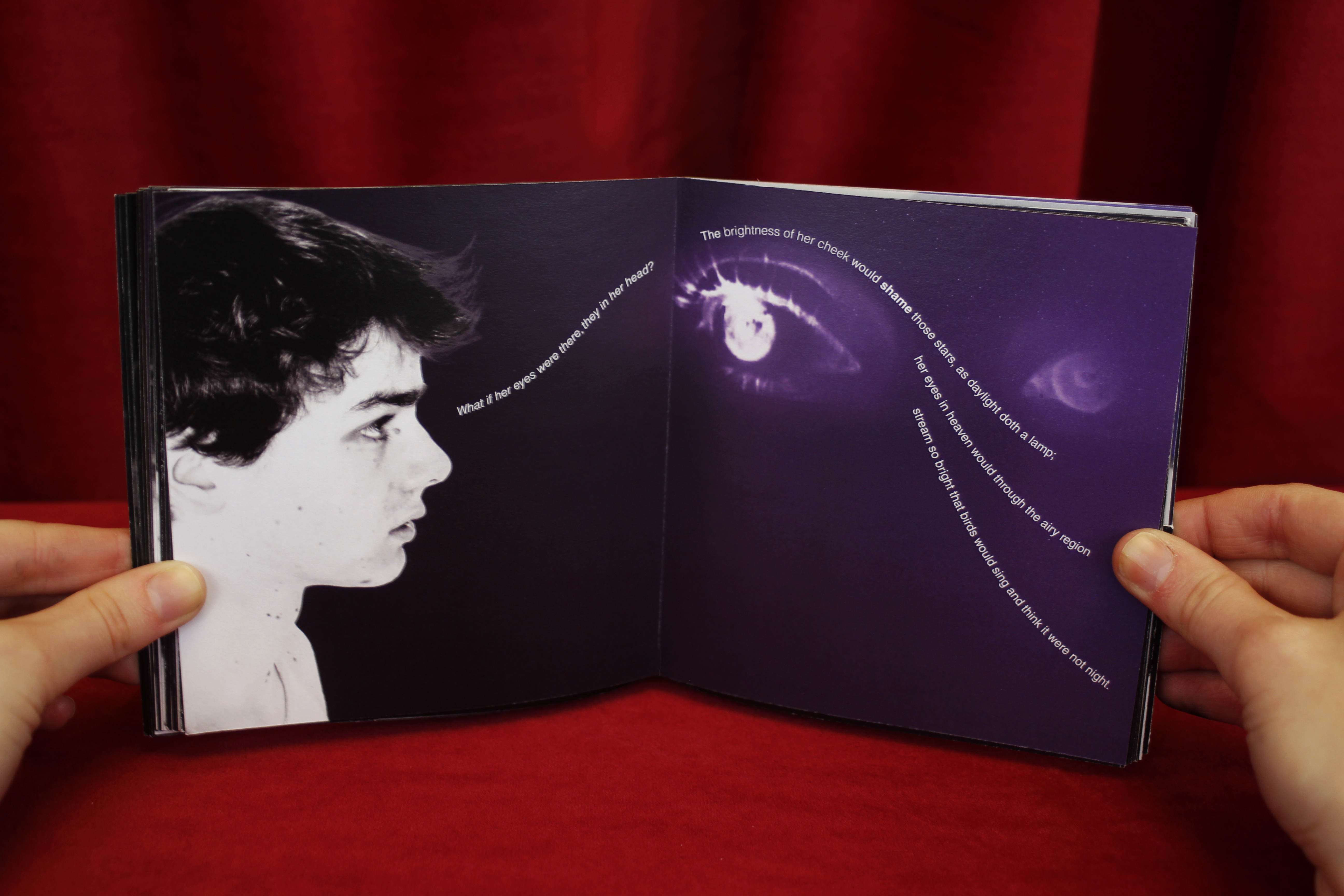 Romeo & Juliet (Sheakespeare: From Stage to Page)