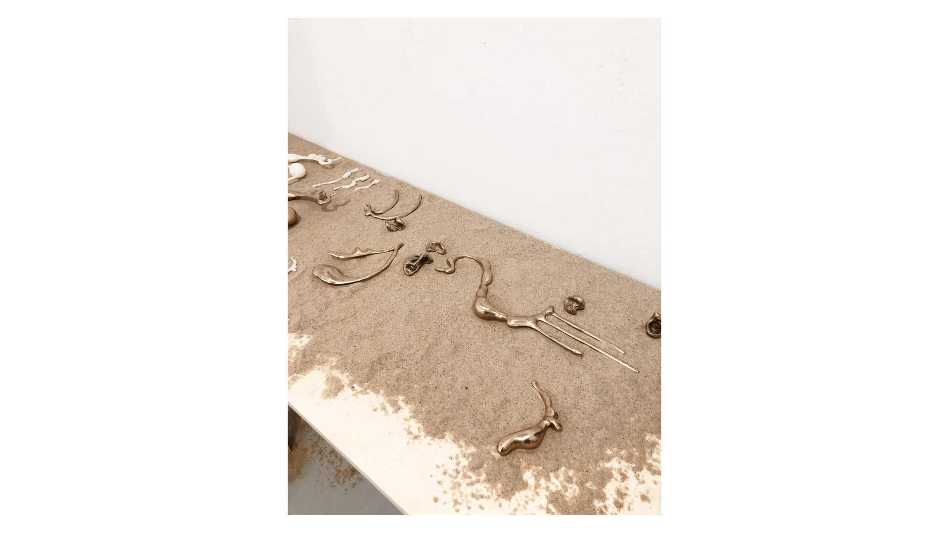 Mimeglish or How to Spot a Meaning When The Sound Stands Still