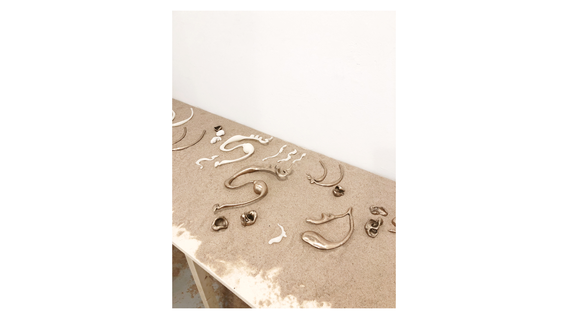 Mimeglish or How to Spot a Meaning When The Sound Stands Still