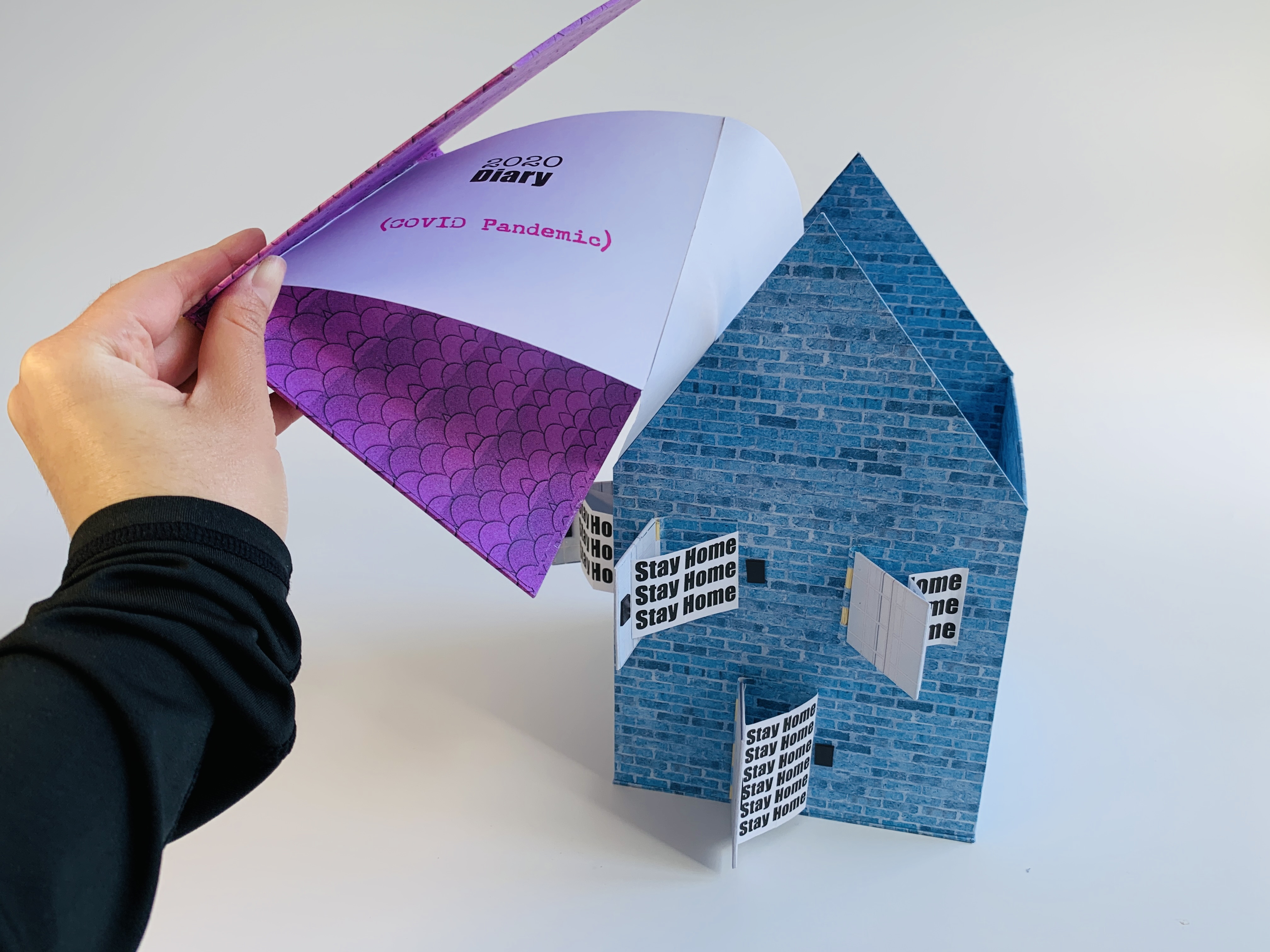 ▐  Artists’ Book ▐