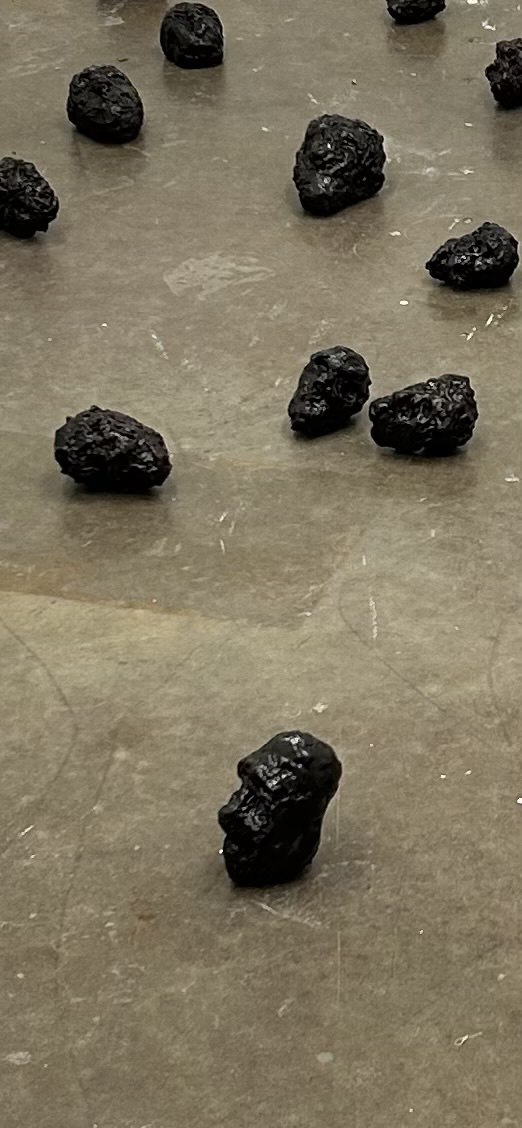 The suffering Masses