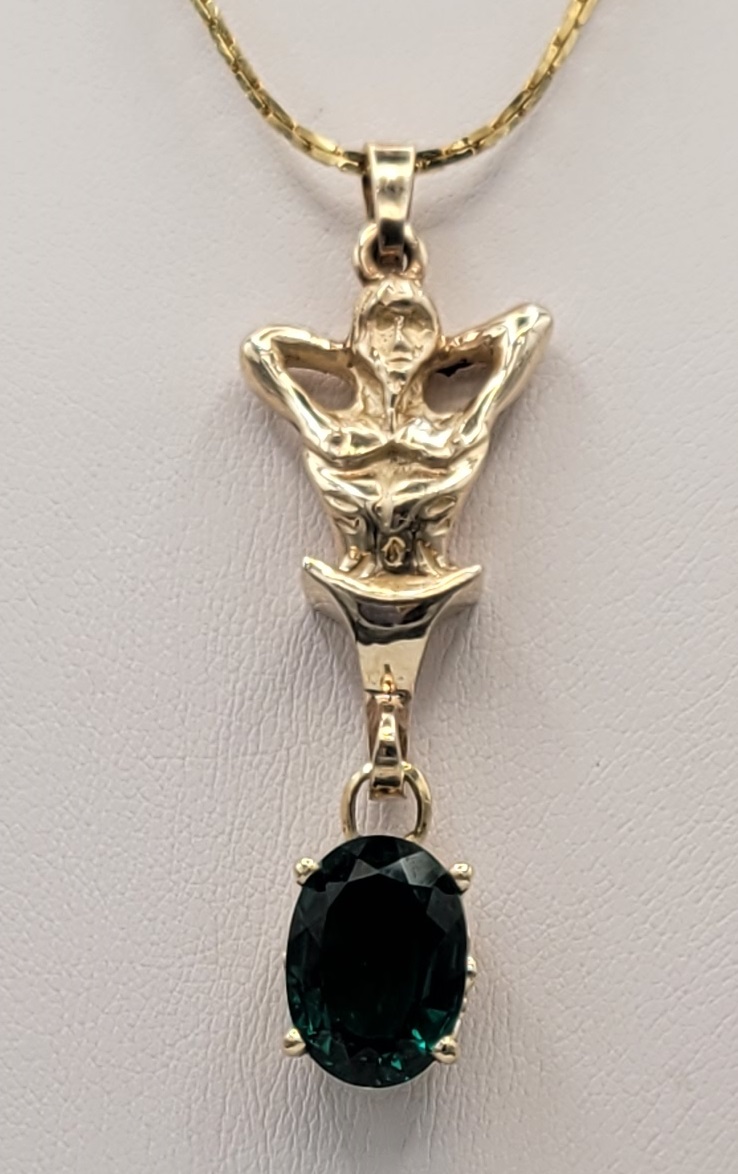 Hercules pendant in gold