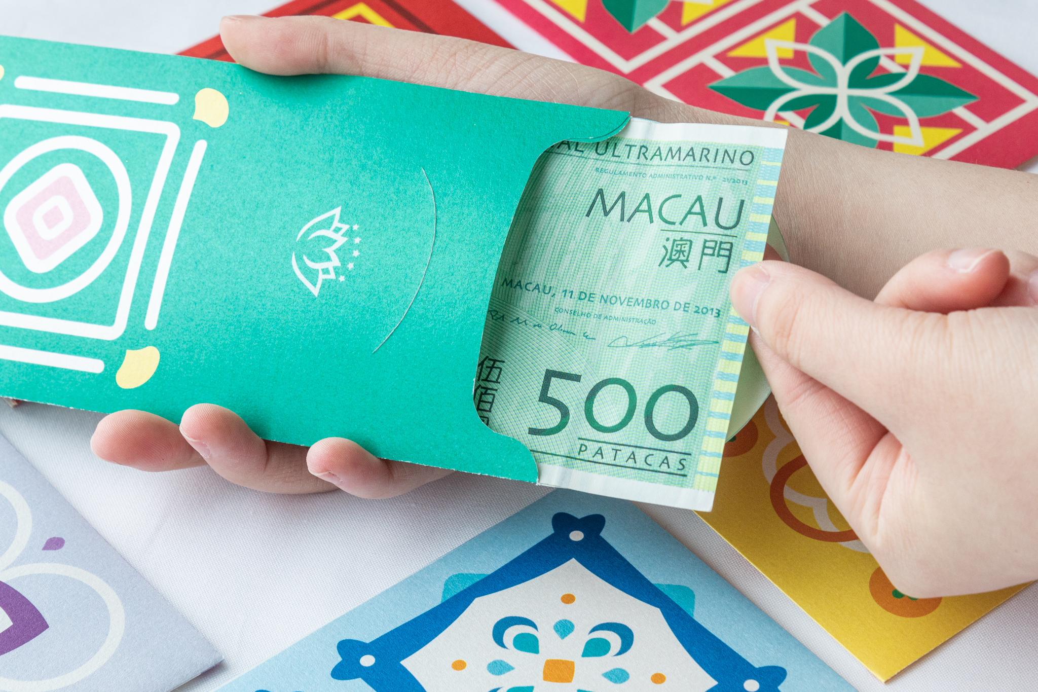 Lotus Pocket (Red Pockets) - Detail 2