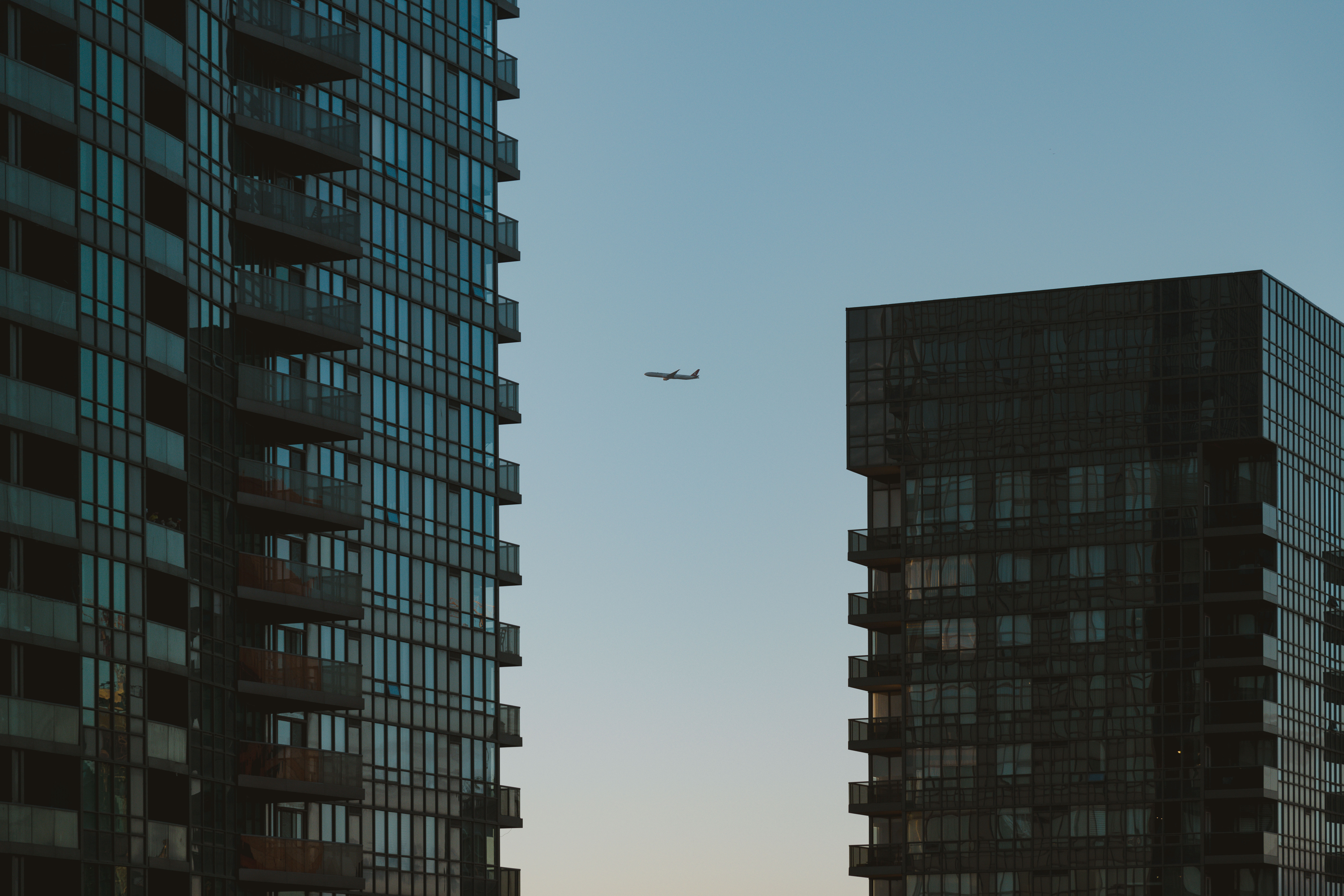 The Moon and Sixpence