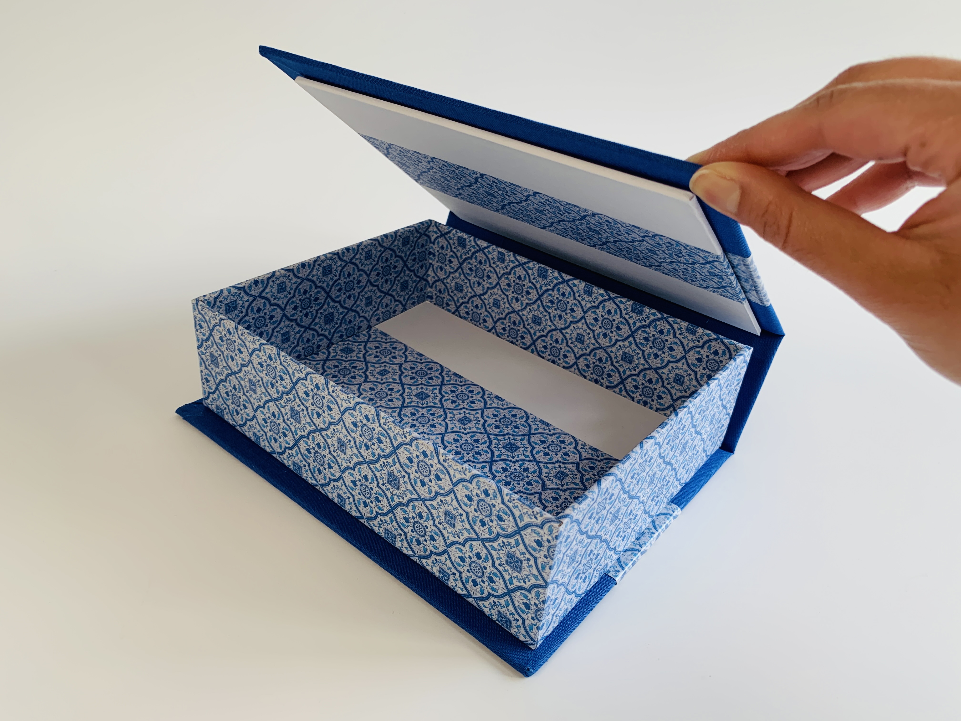 ▐  2 Box structures ▐