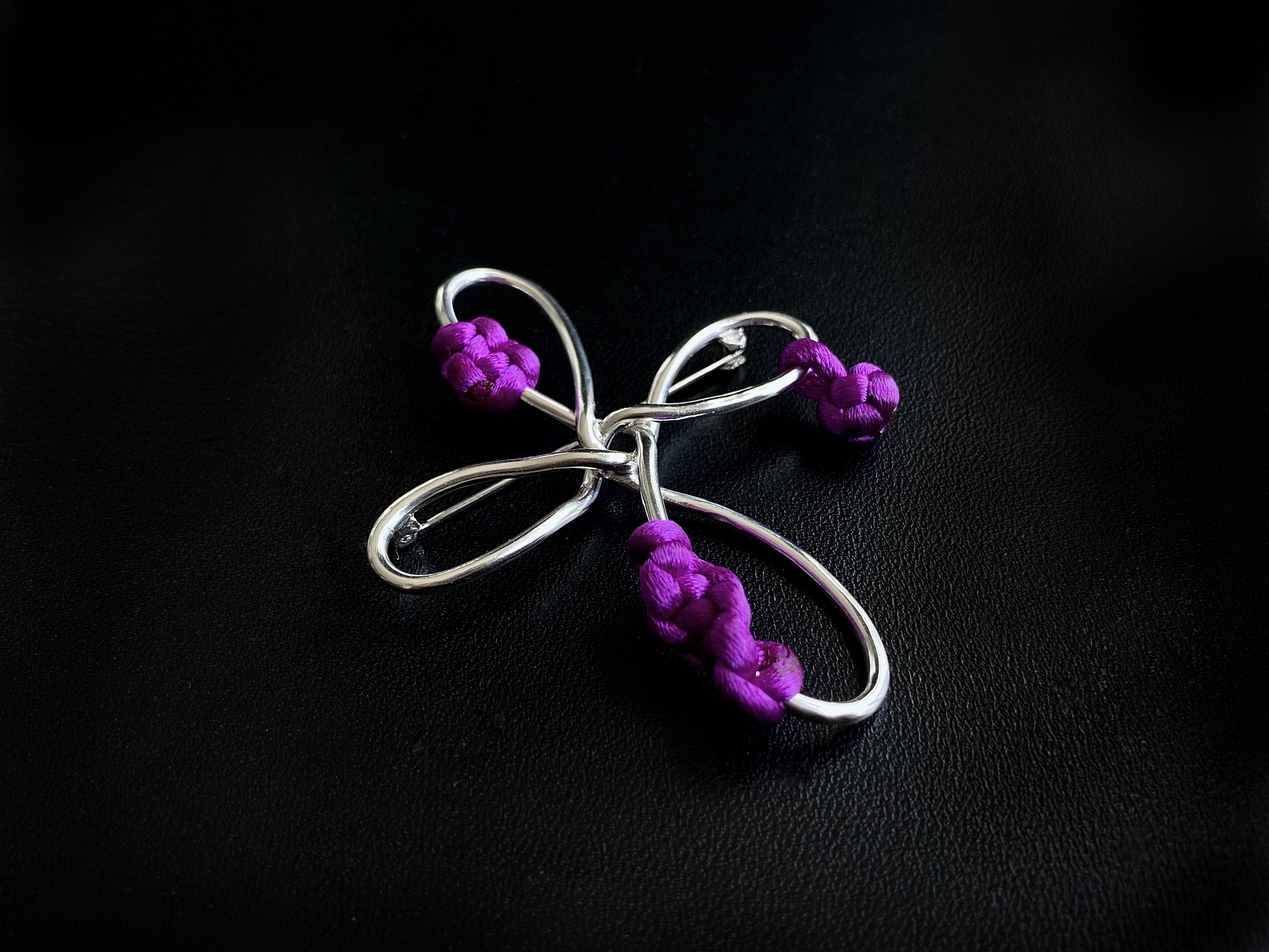 Knot Brooch