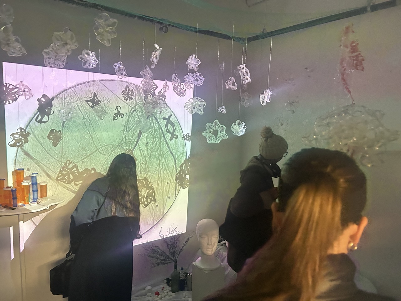 Critique Installation ft. Thesis Friends, photo by Stefania Capobianco