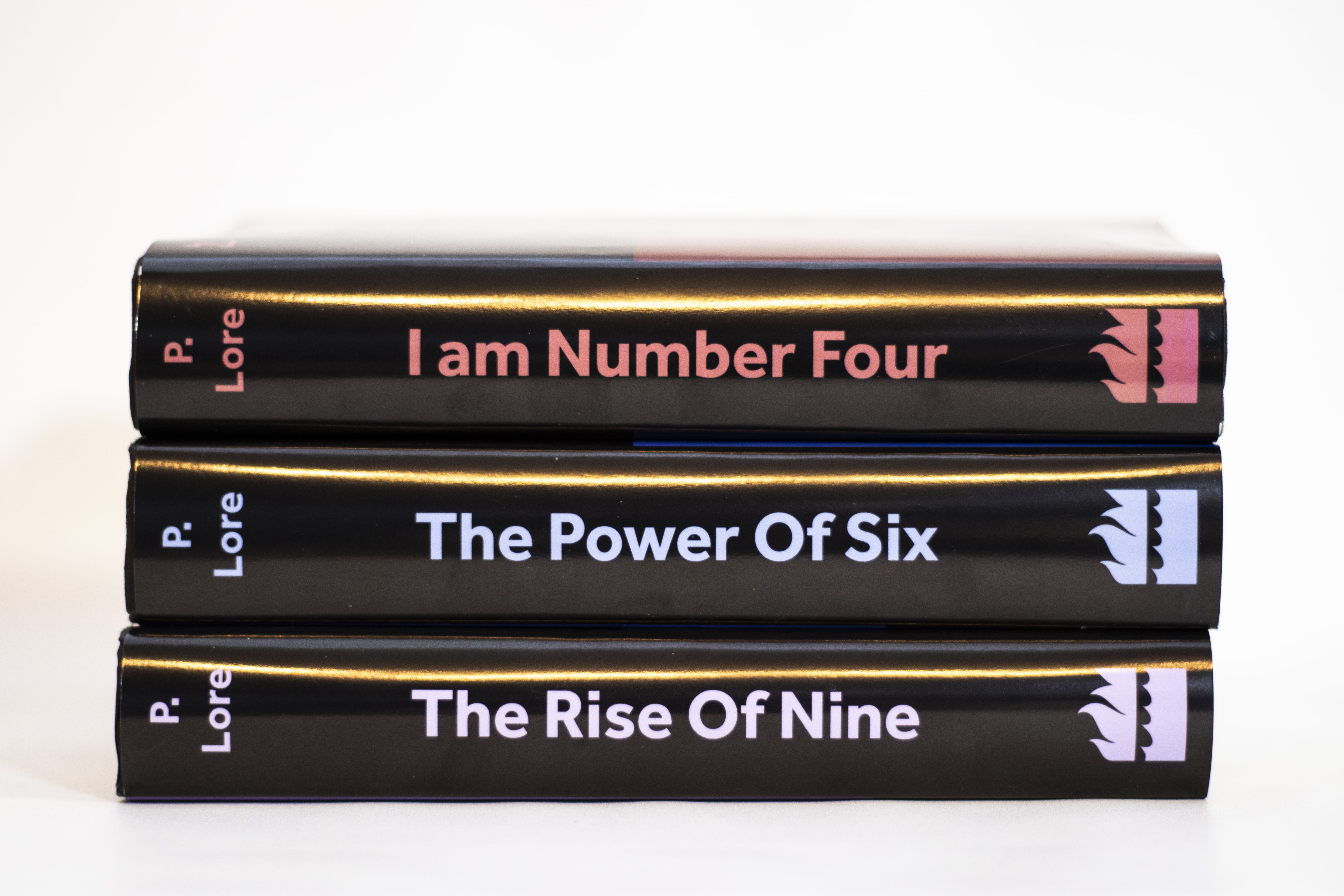 I Am Number Four Book Covers