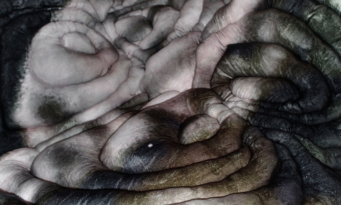 "Sanctify", detail