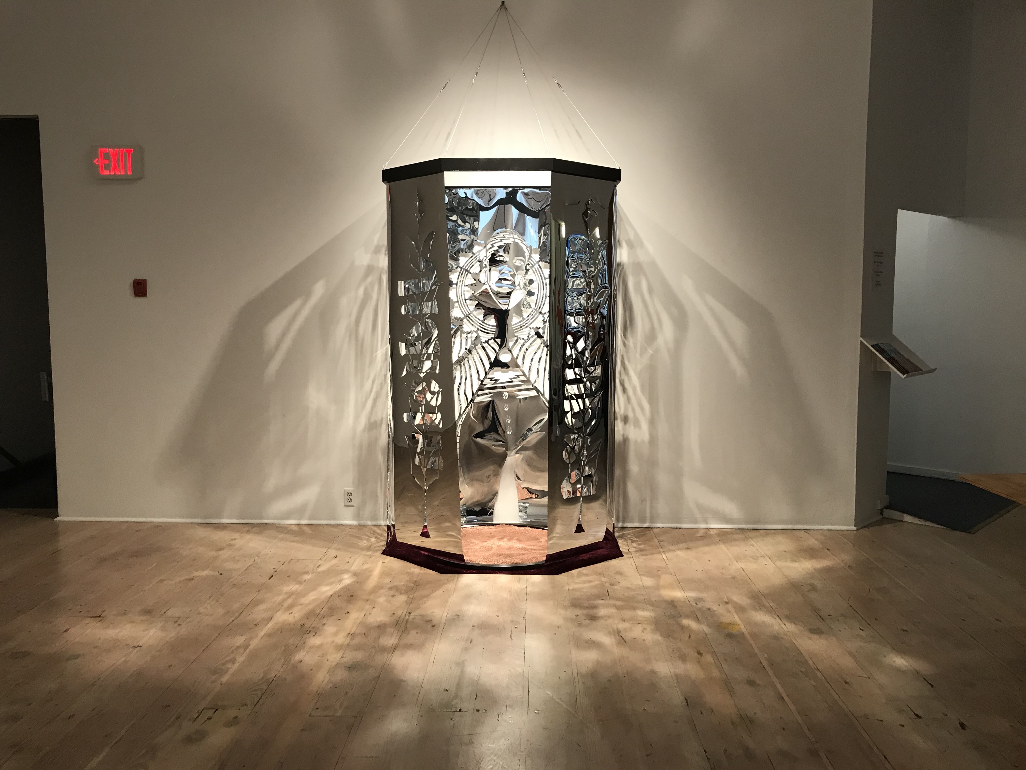 Beam Me Up, Asdzą́ą́ Anilí