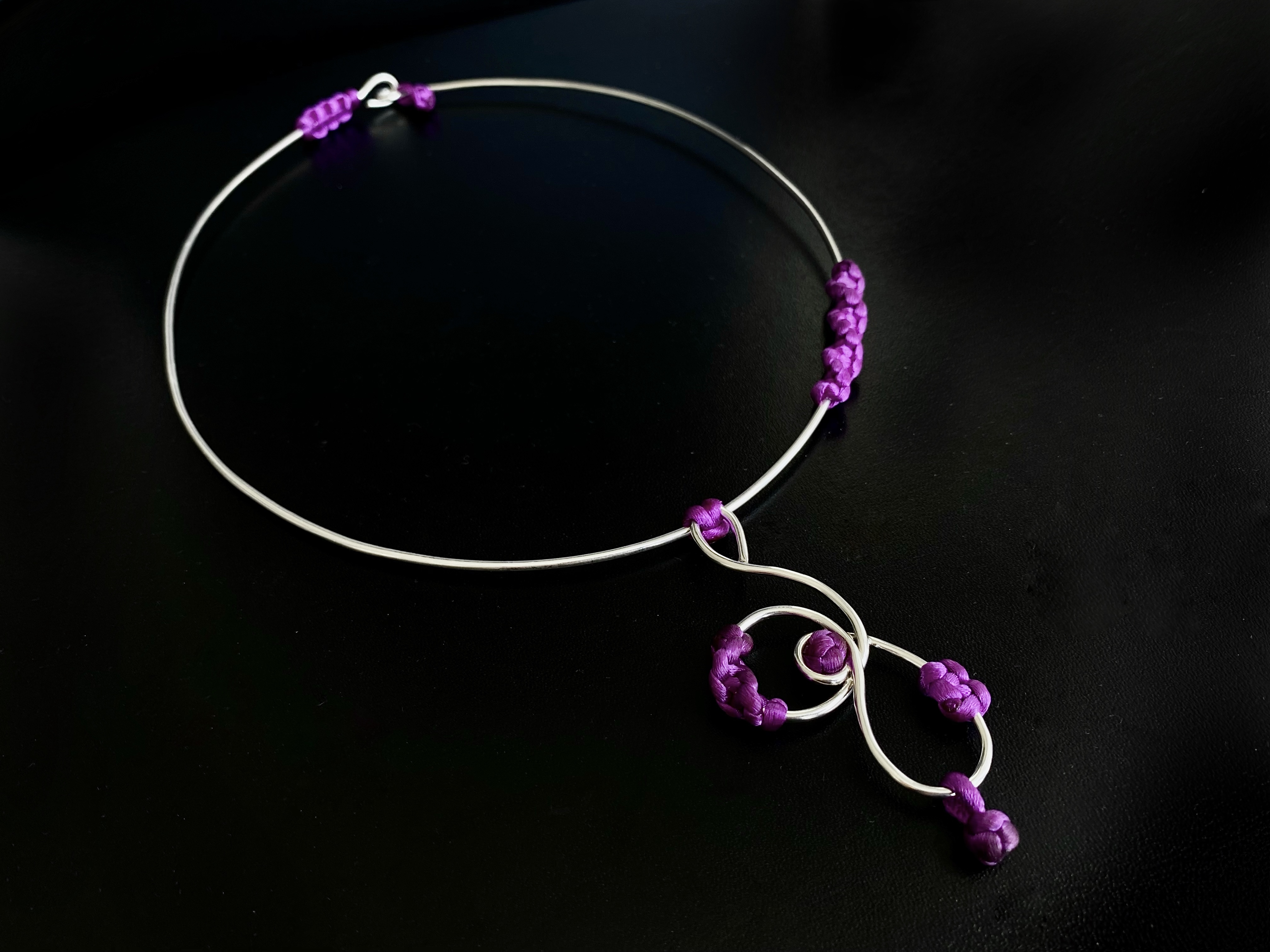 Knot Neckpiece