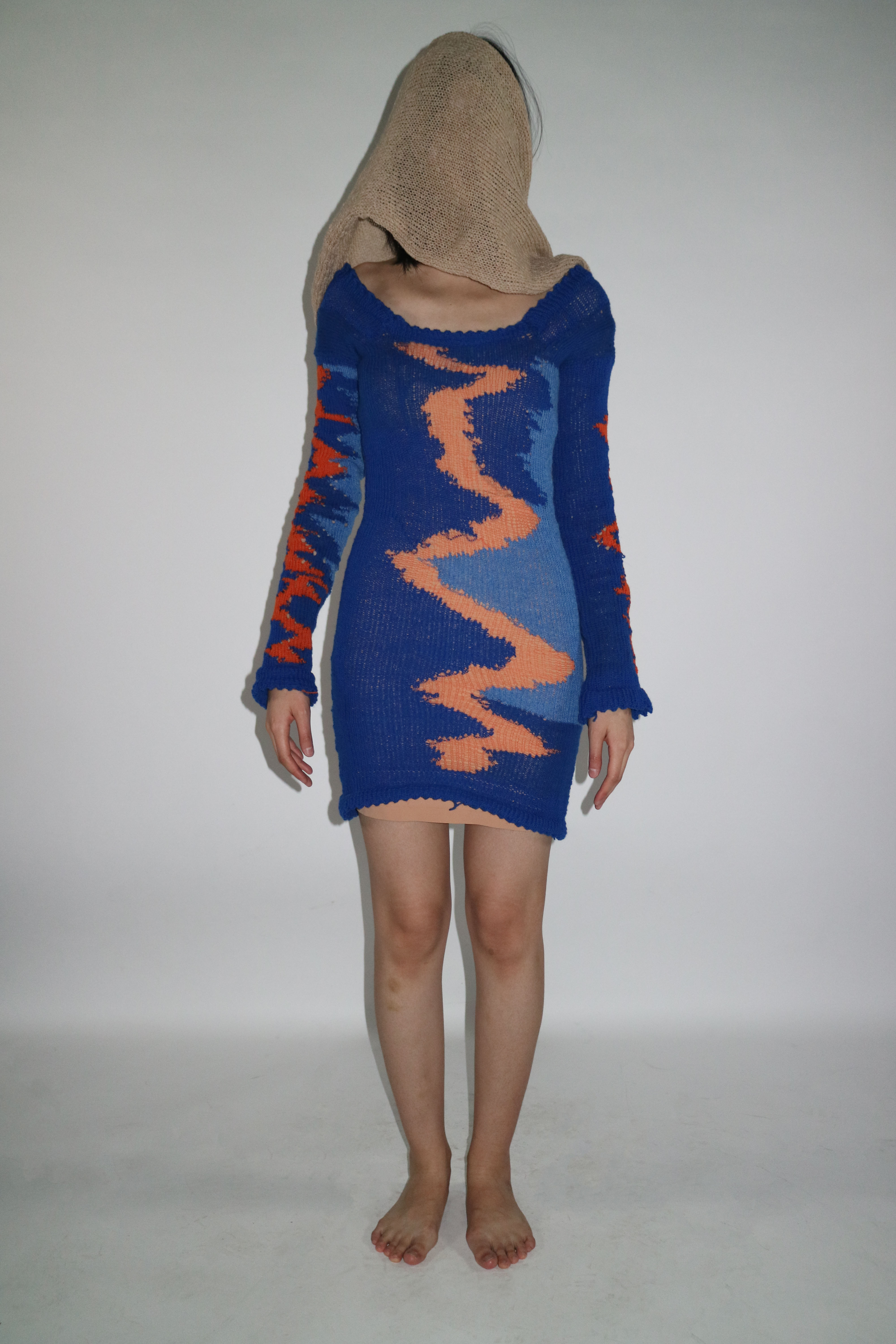 Knitting memories through stitches/Tunic with map motif