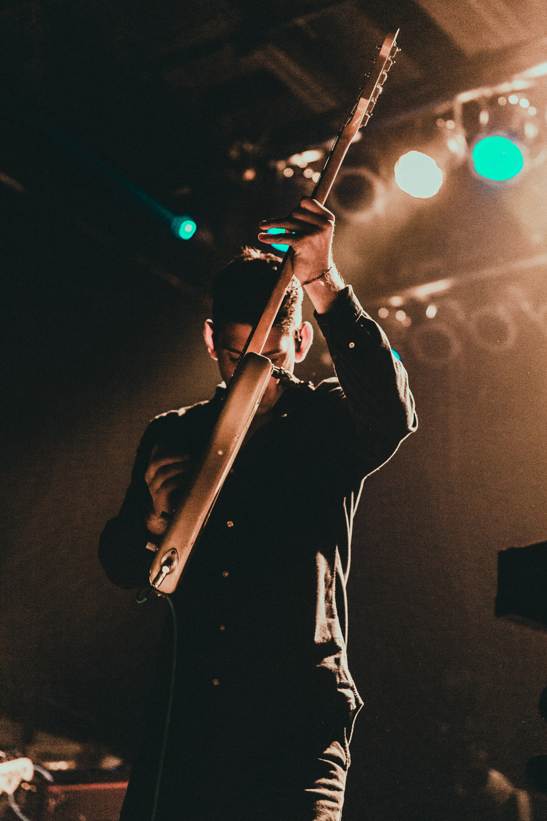 Benjamin Walsh of Tigers Jaw @ Phoenix Concert Theatre, December 1, 2019.