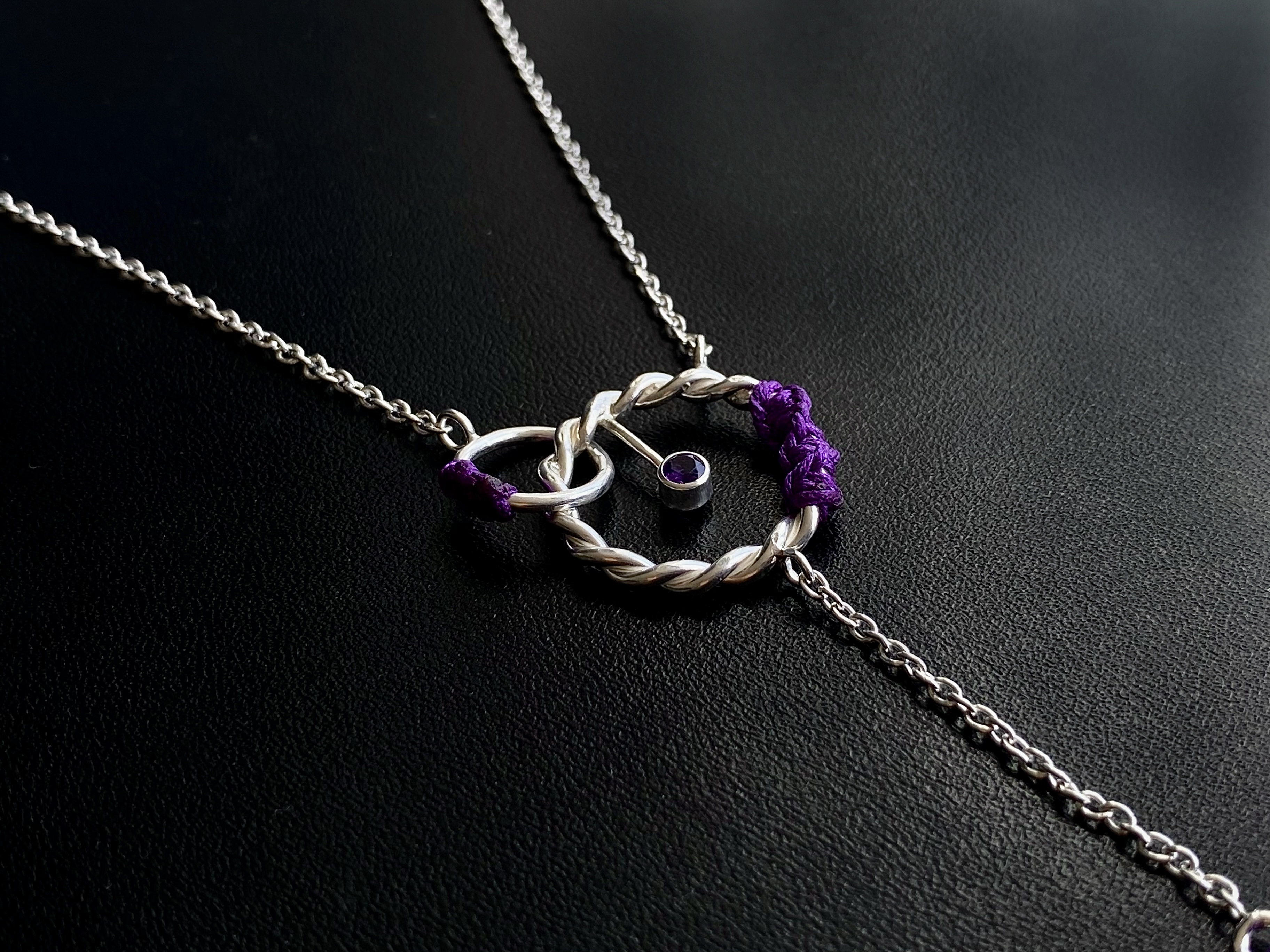 Knot Necklace