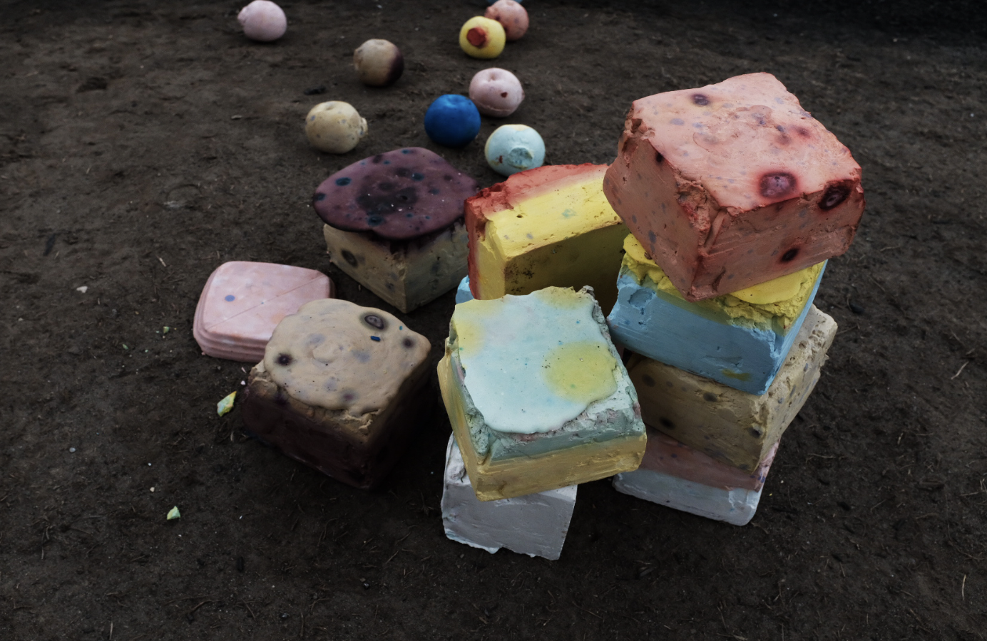 Storage for old memories (I)