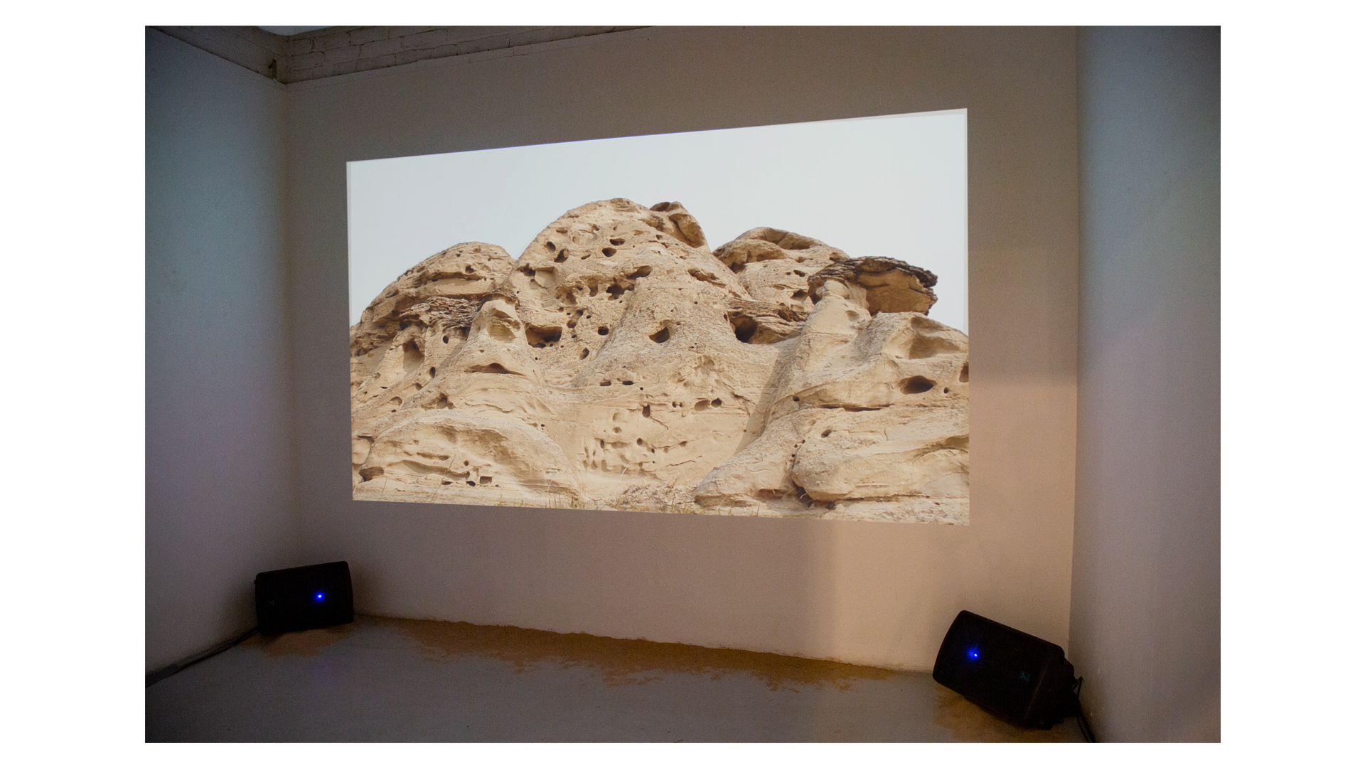 Mimeglish or How to Spot a Meaning When The Sound Stands Still