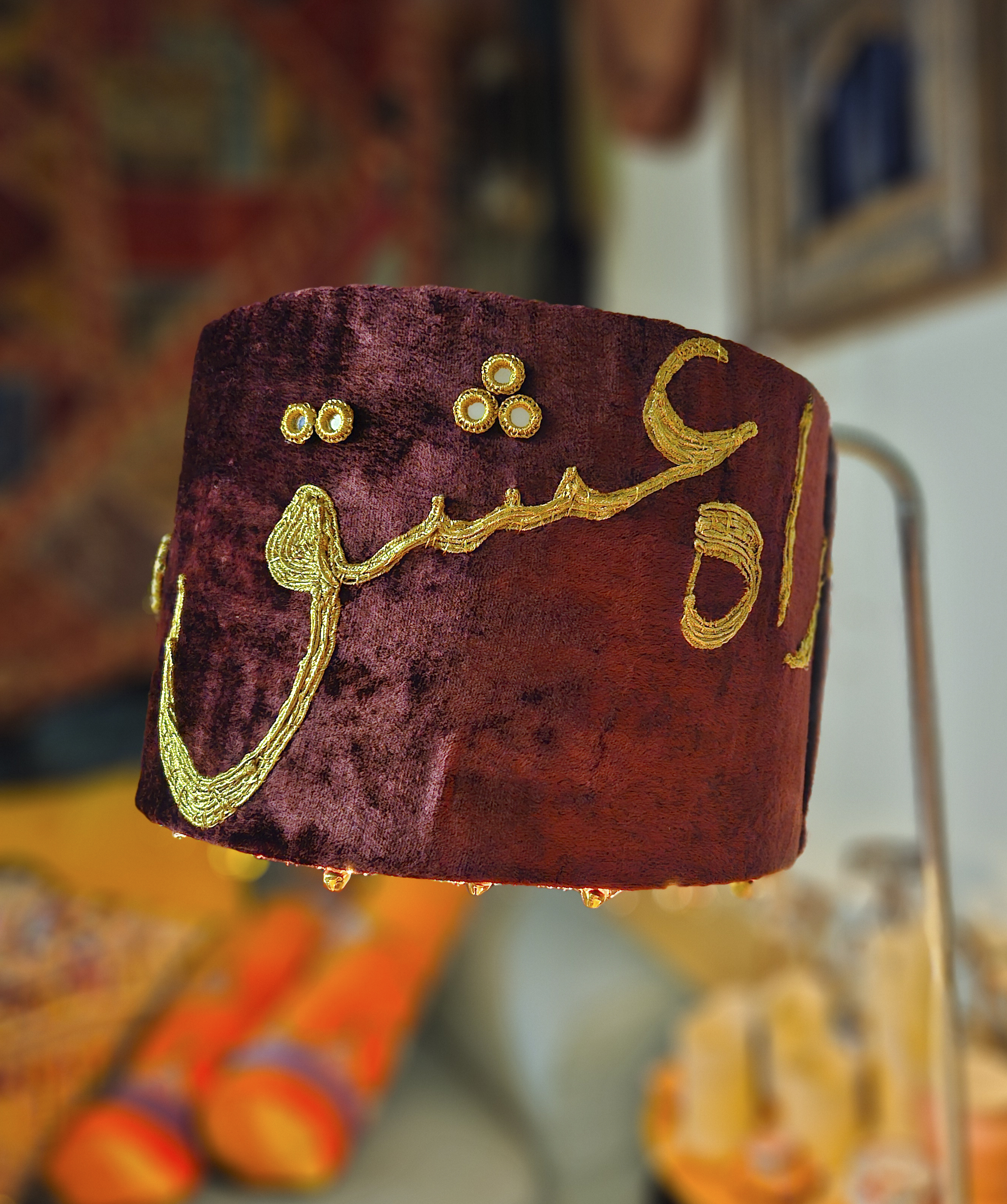 راہِ عشق<->راہِ راست Rah-e-Ishq<->Rah-e-Rast (The Path of Love<->The Path of Righteousness)