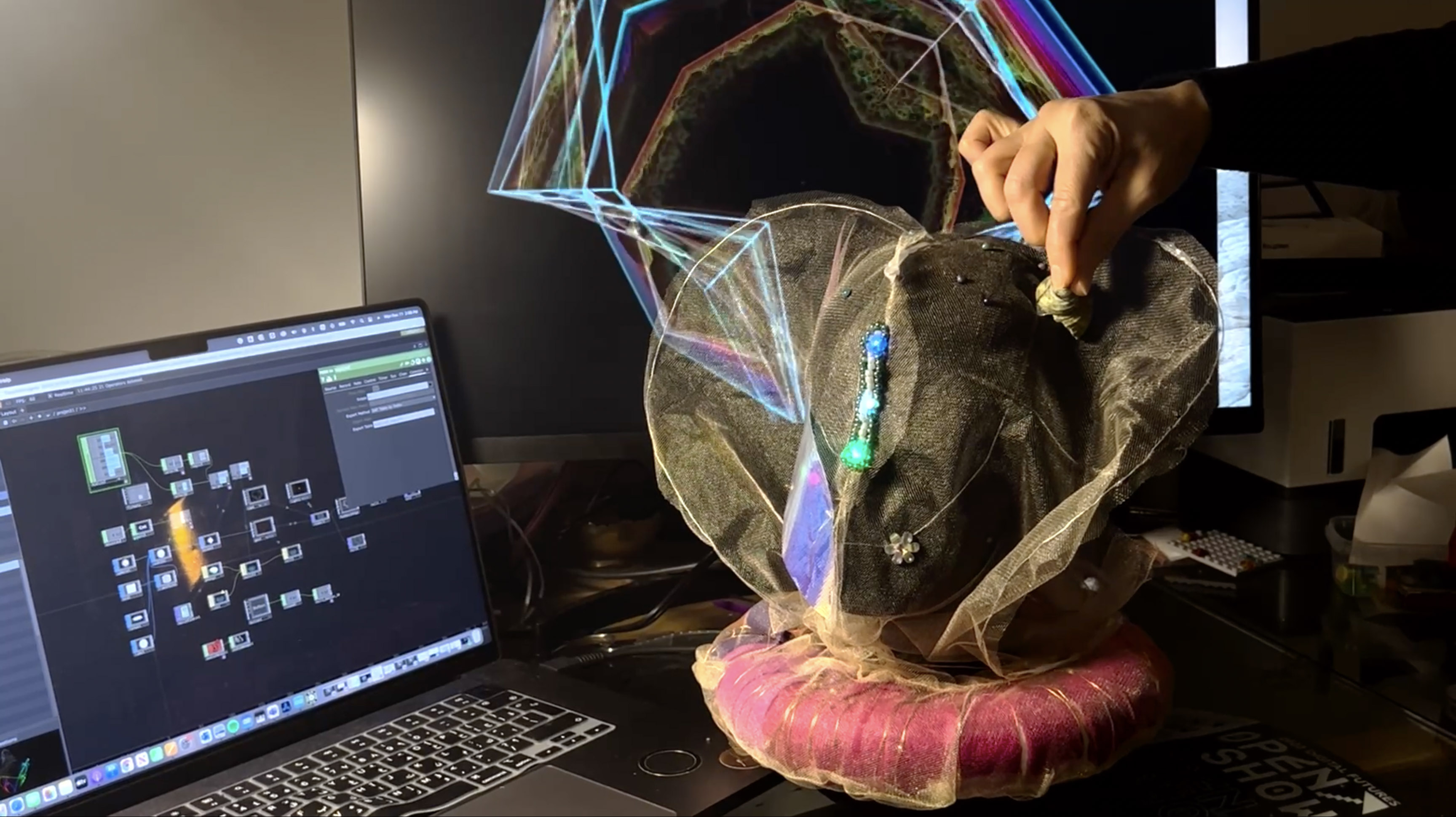 Glowing MIDI Mask Visual Controller