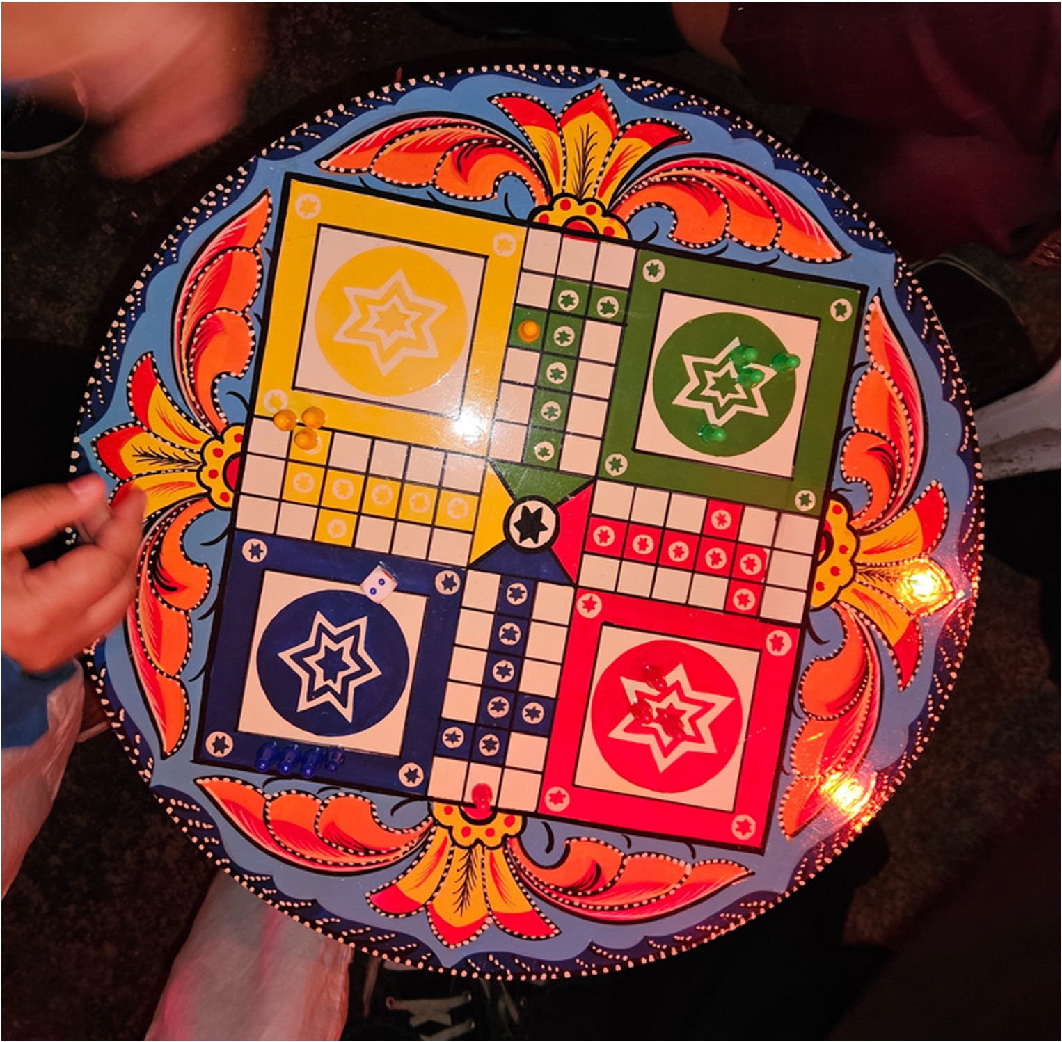 !آو لڈو کھیلتے ہیں  Ao Ludo Kheltay Hain! (Come, Let's Play Ludo)