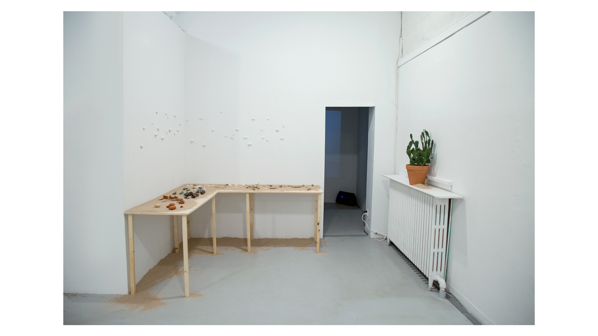 Mimeglish or How to Spot a Meaning When The Sound Stands Still