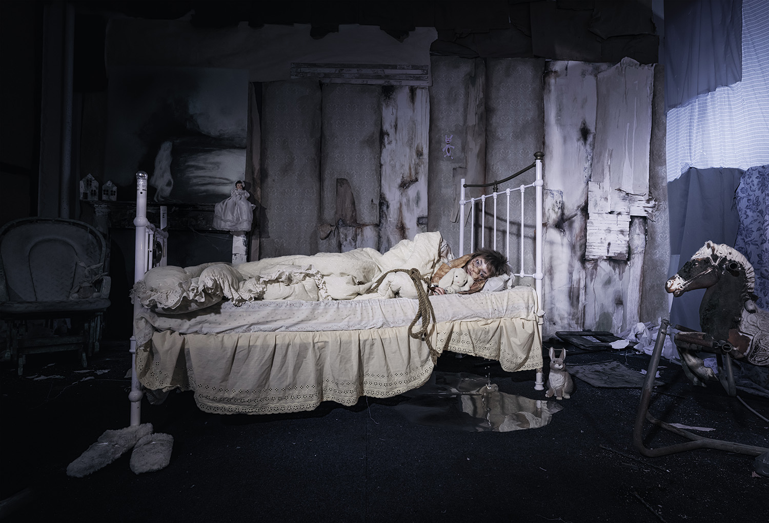 Interiors (I have always been lonely)