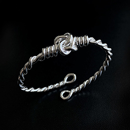 Knot Bracelet
