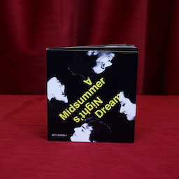 A Midsummer Night's Dream (Shakespeare: From Stage to Page)